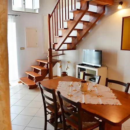 Holiday home Casa Vacanze Ponte San Pietro Caveoso *