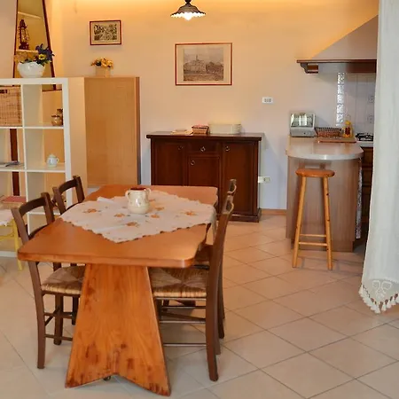 Holiday home Casa Vacanze Ponte San Pietro Caveoso *